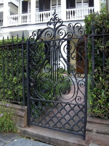 Portail double battant en fer forgé sur mesure, robuste, design européen, anti-rouille, thermolaqué, pour jardin résidentiel - Product Image 4
