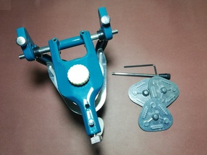 Articuladores Azules, Equipo de Laboratorio Dental, Máquina Articuladora, Articuladores Semi-Ajustables - Product Image 4