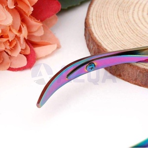 Vente en gros de pinces à cuticules de haute qualité en acier inoxydable recouvert de titane multicolore, coupe-cuticules, éliminateur de peaux mortes, manucure, pédicure - Product Image 3
