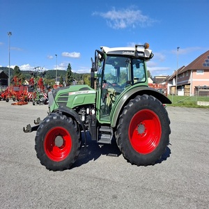Heavy duty farm tractor Fendt 210 Vario 4WD advanced agricultural <b>machine</b> powerful engine high torque performance - Product Image 3