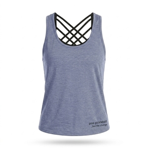 Top deportivo personalizado para mujer con espalda cruzada y aberturas, transpirable, de punto, con sujetador incorporado y atado en la espalda, con logotipo OEM ODM - Product Image 5