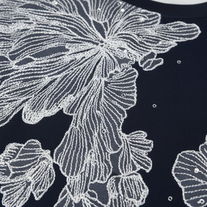 Sweat-shirt à lettres en strass, texte personnalisé, col rond, tissu en coton, haute qualité, fournisseur OEM, streetwear tendance - Product Image 4