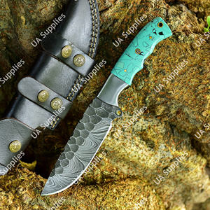 Couteau de chasse Skinner de luxe à lame fixe martelée en acier à motif Damas, gaine en cuir, pour le camping, OEM ODM acceptés, vente en gros - Product Image 5