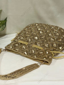 Bolso de Hombro con Lentejuelas Doradas y Detalle de Cuerda, Bolso Étnico Festivo para Bodas y Eventos, para Mujer - Product Image 4