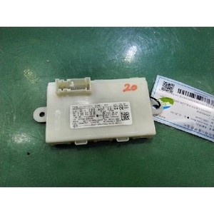Mini Coupe: ECU y Módulos de Computación Usados A2229003308 - Product Image 4