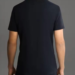 เสื้อยืดผู้ชายทรงหลวมสไตล์พ็อกเก็ต รุ่นใหม่ปี 2025 ผ้าฝ้าย 100% ทุกสี ป้องกันขนร่วง แห้งเร็ว แขนสั้น เหมาะสำหรับงานปาร์ตี้ - Product Image 3