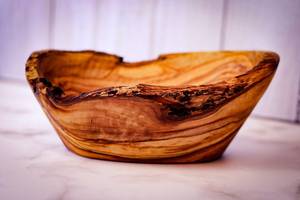 Bol rustique en bois d'olivier, petit bol fait main en bois naturel, cadeau pour la maison ou à offrir. - Product Image 5