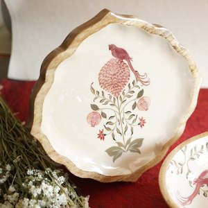 Bandeja de servir tradicional de madera con diseño de pájaro y granada, vajilla reutilizable para uso en el hogar, hotel o bodas, de curio craft. - Product Image 6