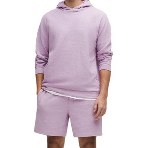 Conjunto de 2 piezas de sudadera con capucha y pantalones cortos texturizados color lavanda para hombre, ropa informal ligera de verano, conjunto de pantalones cortos perfectos y cómodos - Product Image 1