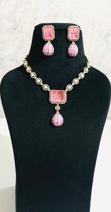 Conjunto de collar de varias capas con piedras rosas Polki y pendientes a juego, chapado en oro, joyería de moda nupcial india para mujer - Product Image 6