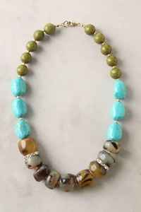 Collier en résine fait main Afro-américain, magnifiques perles en os, zircon, designs personnalisés, cadeau classique pour mariage chrétien ou fête - Product Image 6