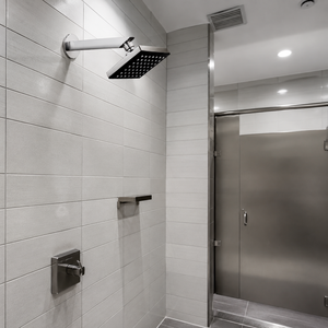 Pommeau de douche carré moderne modèle 904 en acier avec cartouche céramique, double poignée, fixation murale, effet pluie, barre coulissante, jet d'eau fluide - Product Image 3