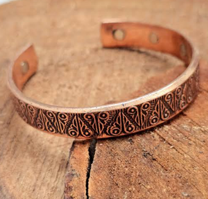 Pulsera de Cobre Sólido Magnética con Grabado de Rostro de Jefe Tribal, Joyería Metálica de Moda, Diseño Exquisito - Product Image 3