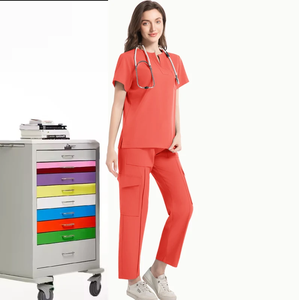 Conjuntos de Uniformes Médicos de Punto Personalizados al por Mayor para Mujer: Pantalones Jogger Ajustados, Batas Quirúrgicas y Uniformes de Tallas Grandes de Alta Calidad - Product Image 4