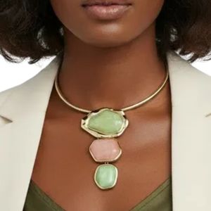 Collar con Colgante Dimensional Rosa y Verde, Joyería de Moda para Mujer, Elegante Collar con Colgante en Capas, Accesorio Decorativo - Product Image 5