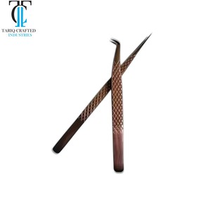 แหนบดัดขนตาสแตนเลส TARIQ CRAFTED INDUSTRIES ปลายเรียบ จับถนัดมือ ทนทาน บรรจุภัณฑ์และโลโก้ปรับแต่งได้ - Product Image 5