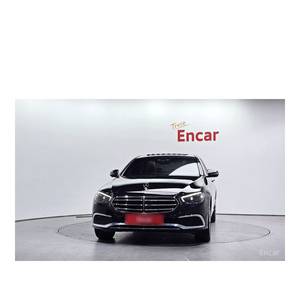 Mercedes-Benz Classe E E350 4MATIC Exclusive 2023, 67 916 km, Boîte de vitesses automatique, Sièges en cuir, Volant à gauche, Caméra de recul - Product Image 3