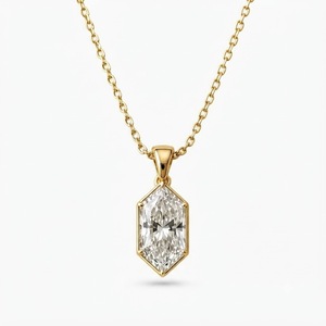 Pendentif solitaire en diamant de laboratoire taille marquise hexagonale 1,5 carat D VS1 avec chaîne en or jaune 14K 18K – Cadeau d'anniversaire - Product Image 3