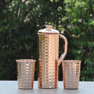 Nouvelle carafe en cuivre au design moderne avec poignée, idéale pour l'eau potable, taille moyenne, pour la cuisine et la table à manger - Product Image 2