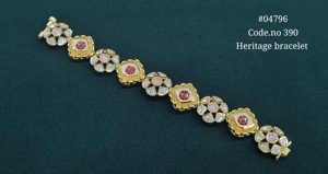 Bracelet Kundan Sovereign plaqué or, pierres Kundan, laiton, bijoux ethniques Kundan pour mariage et fêtes. - Product Image 3