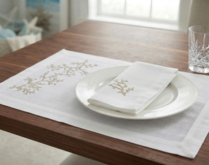 Ensemble de sets de table et de serviettes personnalisés en broderie or corail, luxe, en lin/coton blanc, pour la maison, la cuisine, le restaurant, lavables - Product Image 2