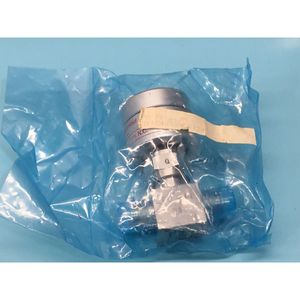 Válvula Solenoide FUJIKIN FPR-71-6.35 - Equipo y Piezas de Semiconductores de Confianza con Legado Global - Product Image 1