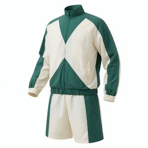 Conjunto Deportivo Corto de Dos Piezas con Diseño Personalizado a la Moda, Chaqueta Cortavientos con Bloques de Color y Cierre, y Pantalones Cortos Transpirables - Product Image 1