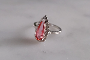 Anillo de Moda Unisex de Plata 925 con Baño de Rodio en Color Blanco y Verde Arcoíris, con Diamante Moissanita, Estilo Hip Hop, para Boda o Compromiso, Ovalado - Product Image 3