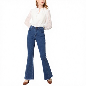 Jeans de mezclilla elásticos de cintura alta para mujer, transpirables, lavables, con efecto desgastado, largos y acampanados - Product Image 1