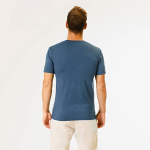 Camiseta de algodón de color sólido para hombre, cuello redondo, manga corta, corte regular, estilo casual, tejido jersey, color azul, disponible para la venta. - Product Image 6