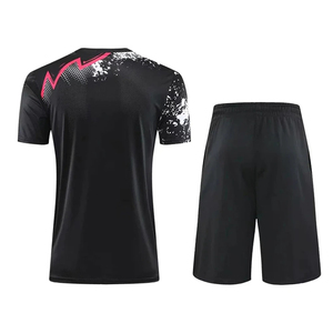 Uniforme de Tenis de Alta Calidad a Precio Razonable, Uniforme de Tenis Transpirable y Cómodo Hecho en Pakistán - Product Image 2