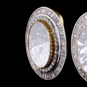 Boucles d'oreilles clous ovales en or blanc 14 carats avec diamants Polki et accent baguette, certifiées IGI, diamants de laboratoire 3.00 CTW, bijoux de luxe pour mariée - Product Image 3