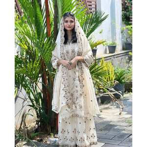 Conjunto de traje de fiesta XL con Zari y bordado de lentejuelas para un aspecto elegante - Product Image 2