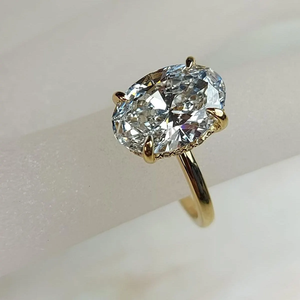 Bague de fiançailles en or jaune avec diamant ovale de 4 carats, style classique, bijoux en diamant naturel pour femmes - Product Image 3