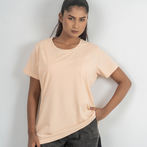 T-shirt streetwear haut de gamme pour femme – T-shirt minimaliste et élégant pour le quotidien – Haut tendance pour femme – Chemise urbaine pour femme - Product Image 1
