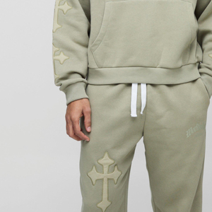 Conjunto de Sudadera con Capucha y Pantalones Deportivos de Felpa Gruesa con Logotipo Personalizado, Estilo Urbano, Transpirable, para Invierno - Product Image 6