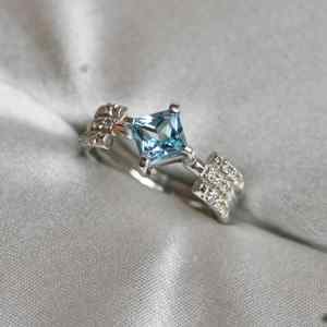 Anillo de Topacio Azul Natural con Corte Princesa, Plata de Ley, Elegante y Lujoso, Regalo de Aniversario de Bodas para Mujer - Product Image 4