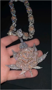 Colgante de Moissanita VVS con incrustaciones de circonitas grandes en forma de rosa, estilo Hip Hop, para cadena cubana, de plata 925, con inicial - Product Image 2