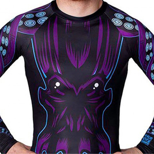เสื้อรัดกล้ามเนื้อ MMA แขนสั้น รุ่นยูนิเซ็กซ์ ปี 2026 ระบายอากาศได้ดี สีสันปรับแต่งได้ เหมาะสำหรับกีฬากลางแจ้งในฤดูร้อน พร้อมบริการสกรีนโลโก้ตามสั่ง - Product Image 5