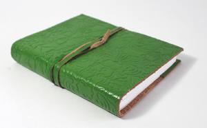 Cuadernos de papel de algodón reciclado hechos a mano con cubierta en relieve de color verde, cuadernos de cuero para viajes, regalos y oficina. - Product Image 2