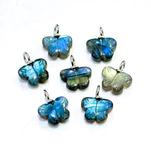 Colgante de Mariposa de Labradorita Brillante, Plata 925, Tallado a Mano, Accesorio para Joyería con Piedras Preciosas, Colgante de Labradorita Natural - Product Image 4