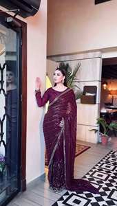 ผ้าไหมแคสตูรีปักเลื่อมลายไวน์ ดีไซน์เนอร์ส่าหรีสำหรับผู้หญิง งานแต่งงาน งานเลี้ยง งานรับรอง งานค็อกเทล งานพิธีต่างๆ  งานปักหนัก ประณีต สง่างาม ขายส่ง - Product Image 4