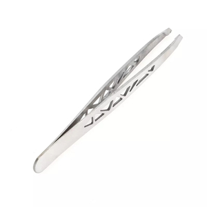 Pinzas Profesionales para Cejas con Construcción Duradera, Pinzas para el Cuidado de las Cejas con Alineación Perfecta - Product Image 4