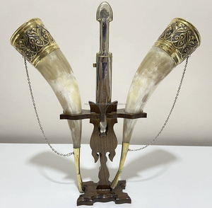 Corne à boire sculptée traditionnelle de style viking antique fabriquée à la main Ale Beer Mead Gravures personnalisées Collection antique - Product Image 6