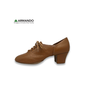 Nouvelles chaussures de danse latine en cuir nude pour femmes, pour l'enseignement et l'entraînement, chaussures de danse BD tango jazz salsa pour la salle de bal, personnalisées - Product Image 2