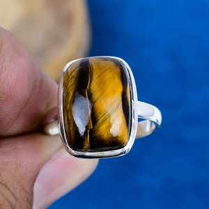 Pierre précieuse œil de tigre naturelle faite à la main, forme coussin, sertie en clos avec micro-couches d'or sur argent sterling 925 - Product Image 2