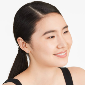 Elegantes Pendientes de Plata 925 con Moissanita en Forma de Triángulo, Diseño Geométrico, Estilo Moderno, Brillantes, Minimalistas, Joyería Fina de Lujo - Product Image 4