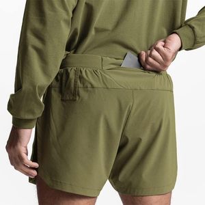 Shorts de sport personnalisés pour hommes, 5 pouces, design sportif personnalisé, shorts de sport 2 en 1, shorts de course, matière polyester, logo - Product Image 1