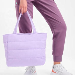 กระเป๋าสะพายข้างไนลอนสีม่วงแบบเย็บลาย กระเป๋าคาดเอวแบบพัฟฟ์น้ำหนักเบา กระเป๋าสะพายไหล่แบบมีซิปสำหรับการเดินทางและการใช้งานประจำวัน - Product Image 2