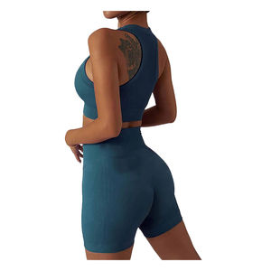 Ensembles de yoga 2 pièces effet seconde peau pour femme, tenues de sport, shorts de yoga taille haute et brassière de sport à col montant - Product Image 2